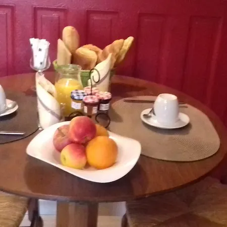 Frühstückspension L'as Gourmand Brécey